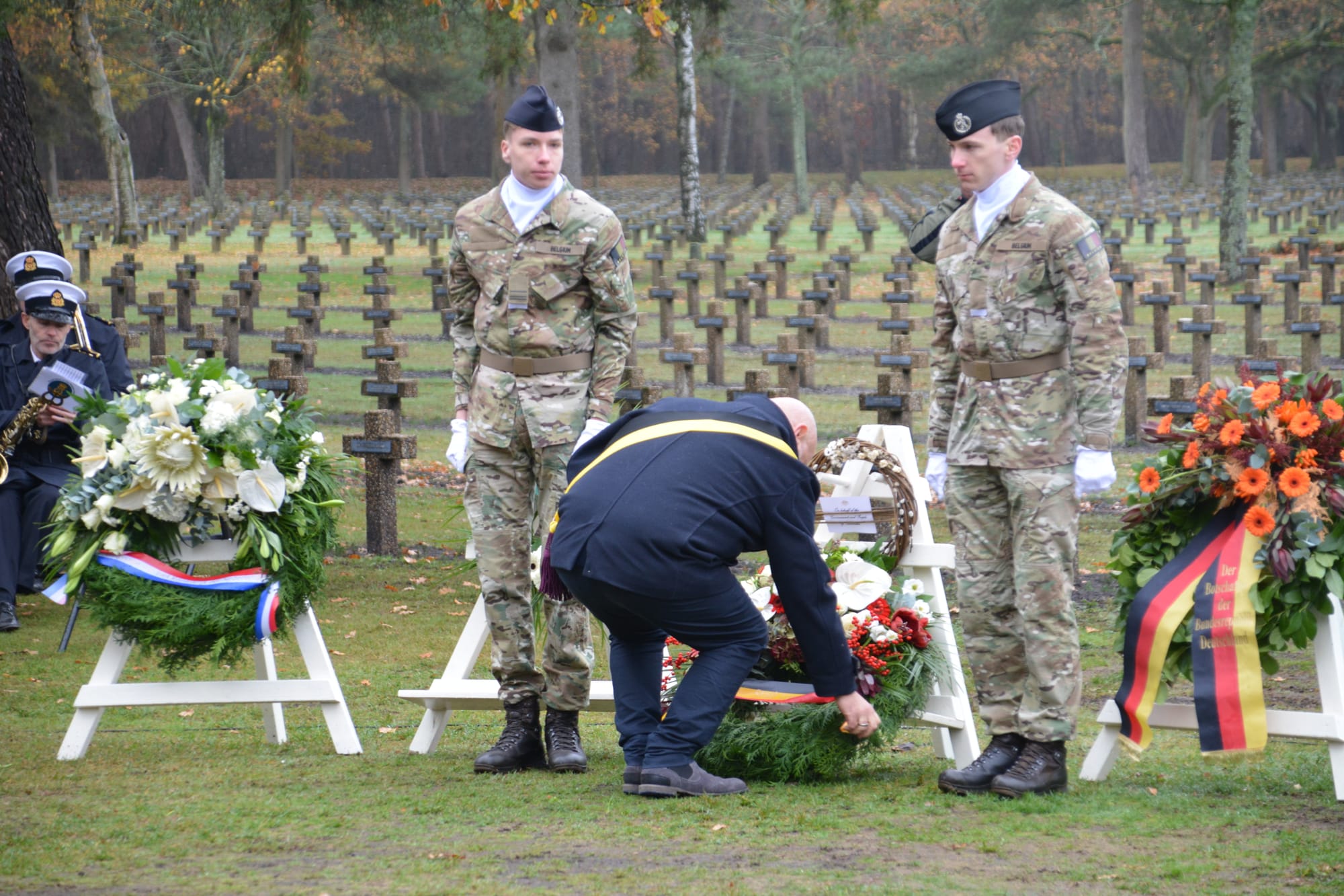 Volkstrauertag op Duitse Militaire Begraafplaats
