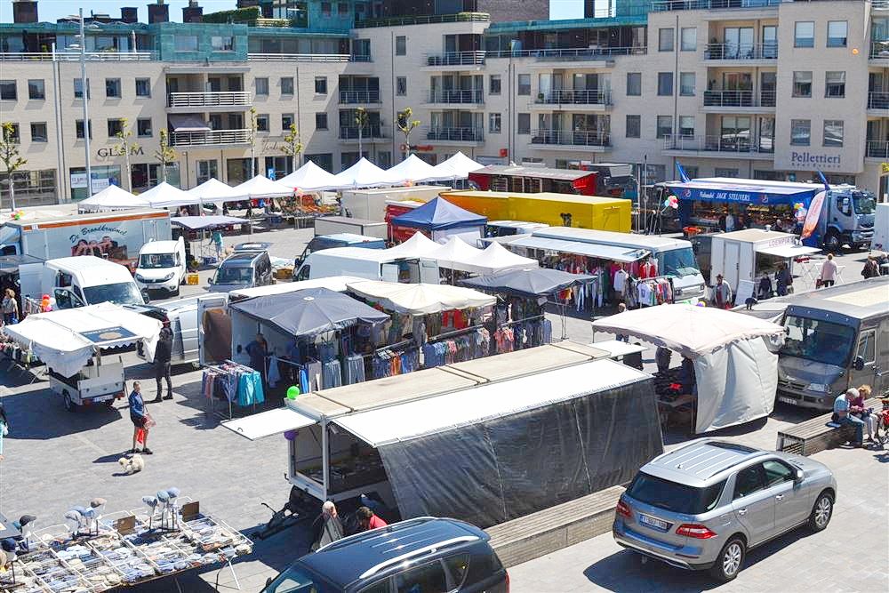 Hoeveel 'staangeld' belastingen betalen marktkramen en kermisattracties?