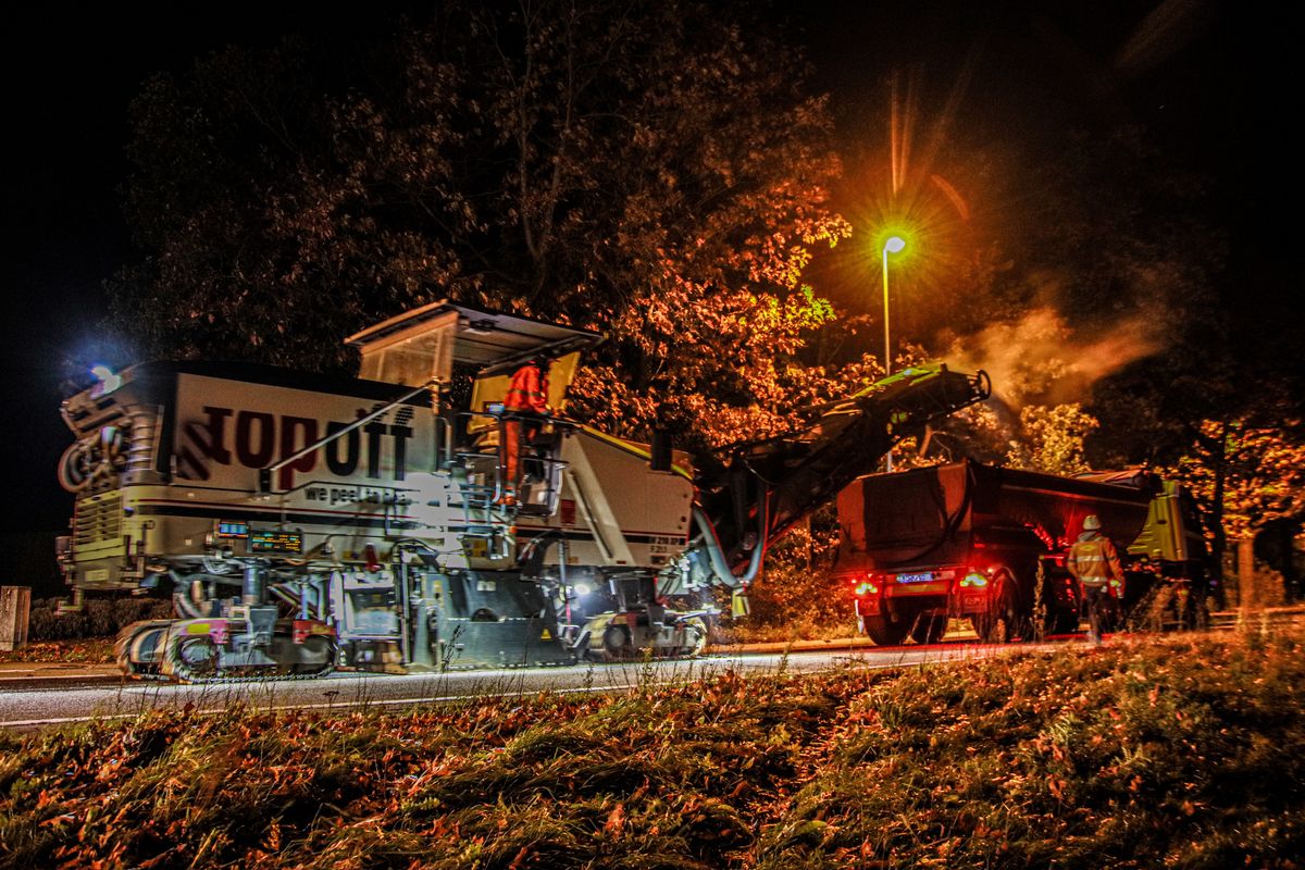 Nieuwe asfalttoplaag in Kattenbos