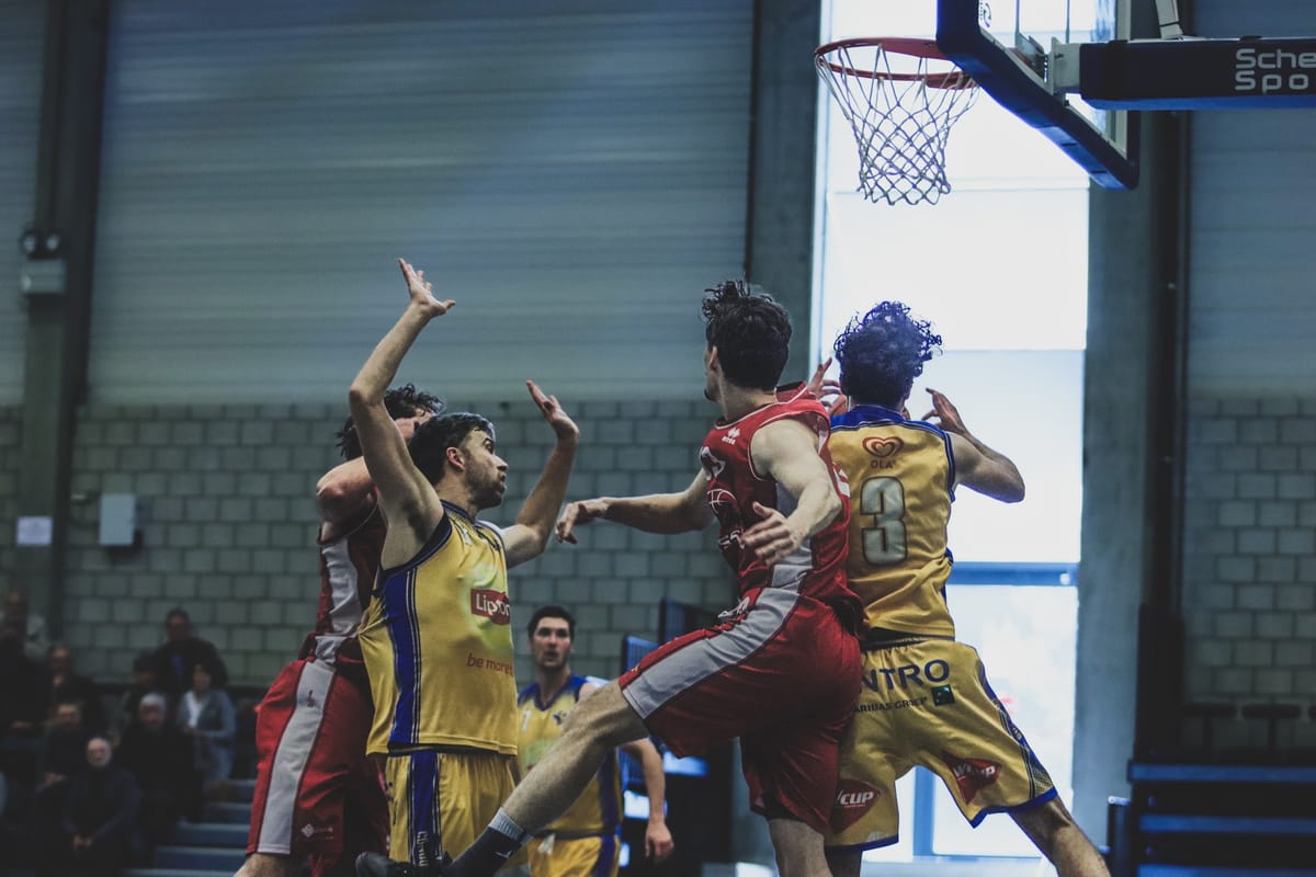 Heren B basket Lommel verliezen met kleinste verschil...