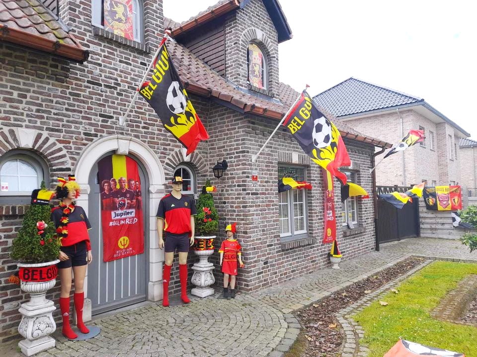 Wie is nóg grotere supporter van de Rode Duivels?