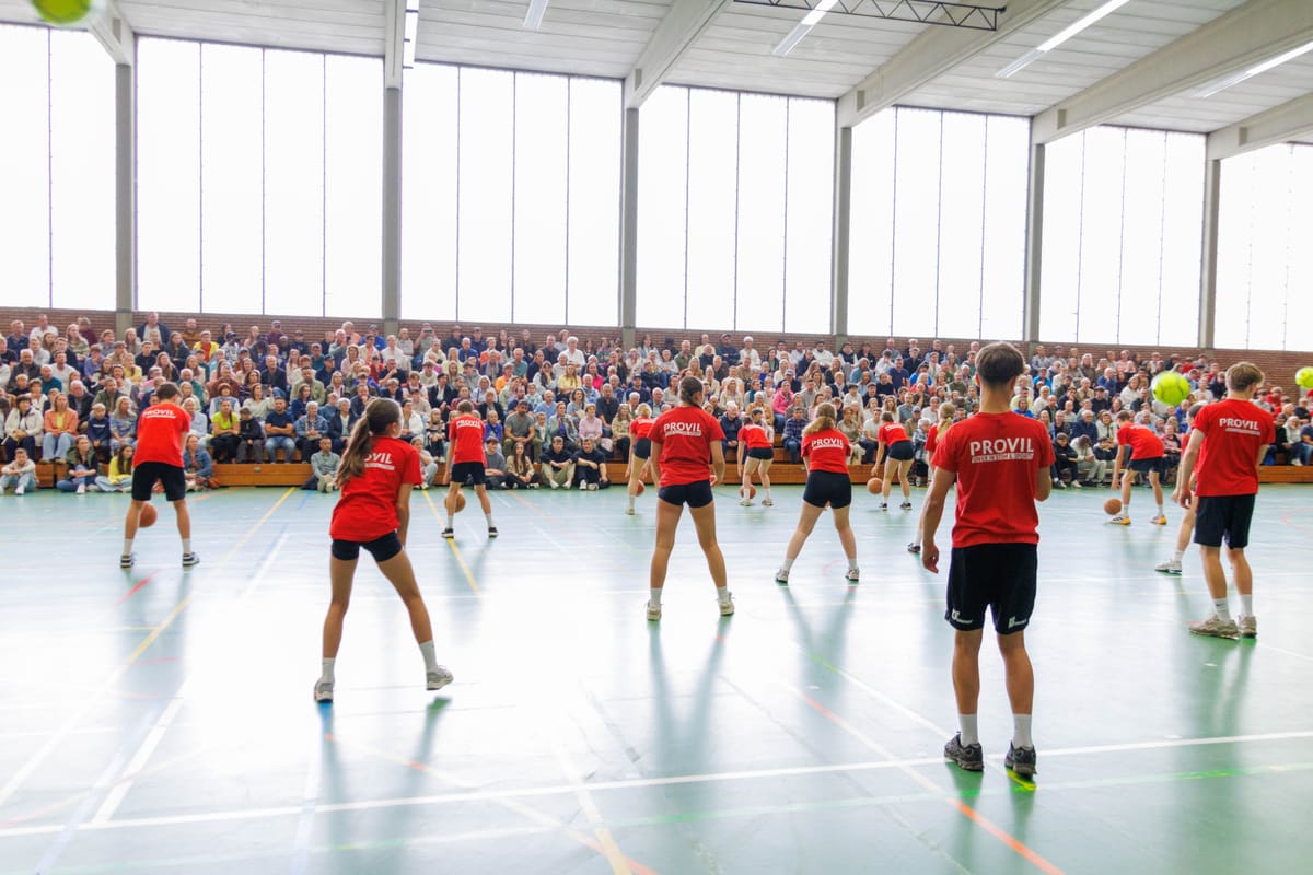 Boeiende opendeur bij PROVIL