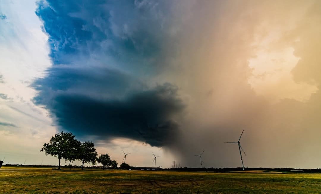 Onweer van vanavond met hagelbollen
