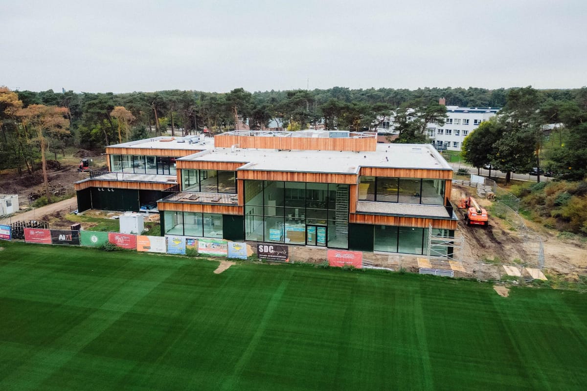 Nieuwe trainingscomplex Lommel SK bijna klaar