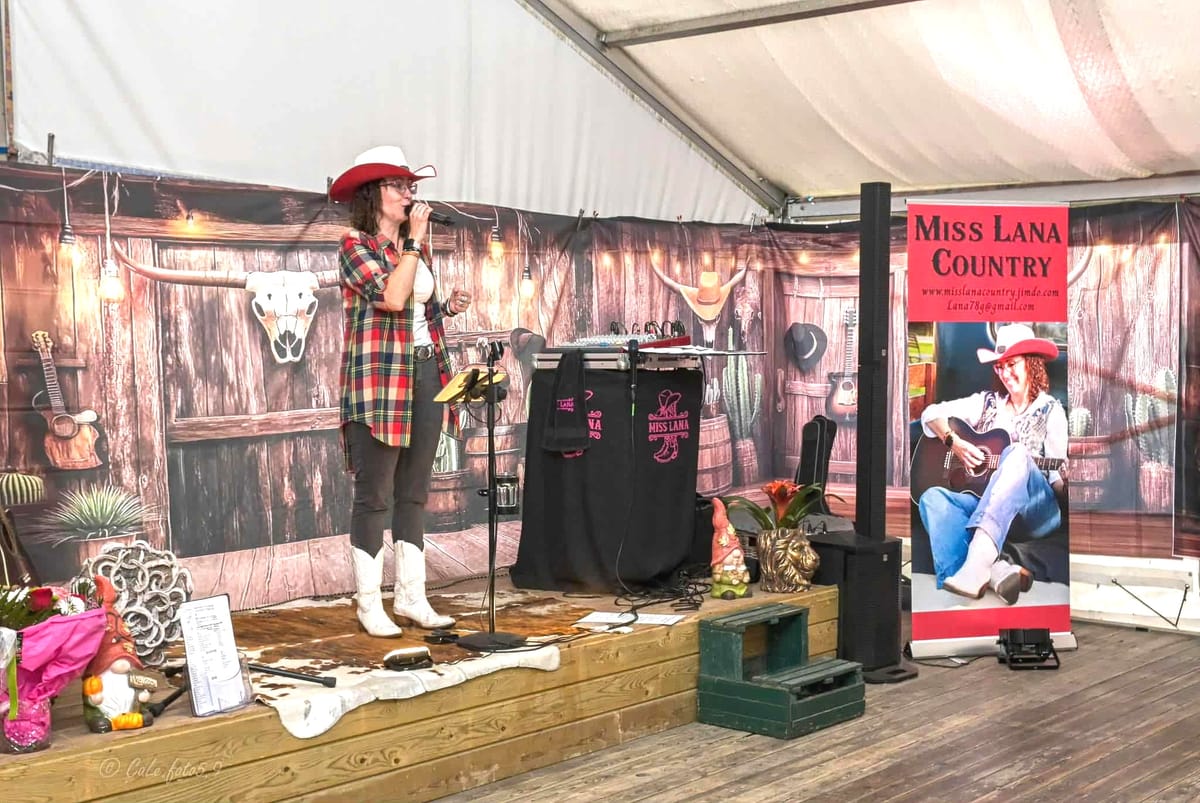 Nieuwe single van Miss Lana voorgesteld