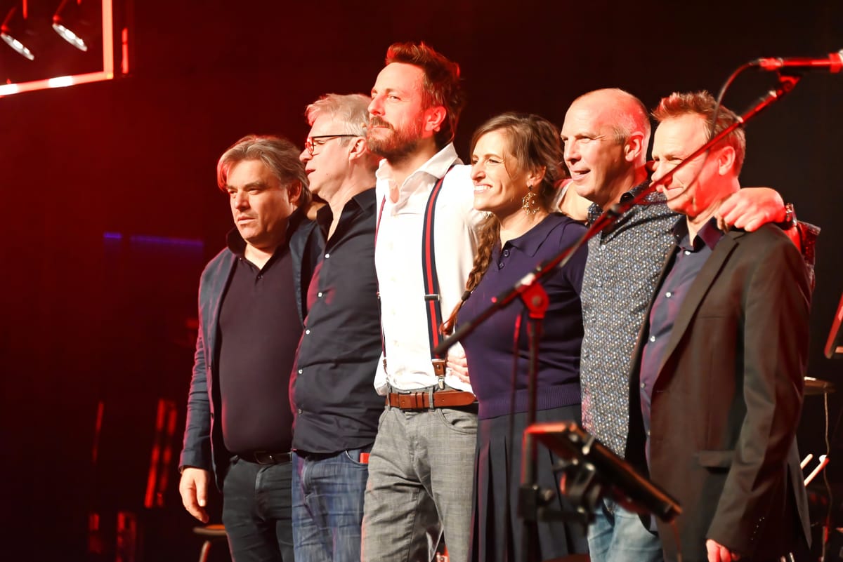 Schitterende show van Guga Baúl