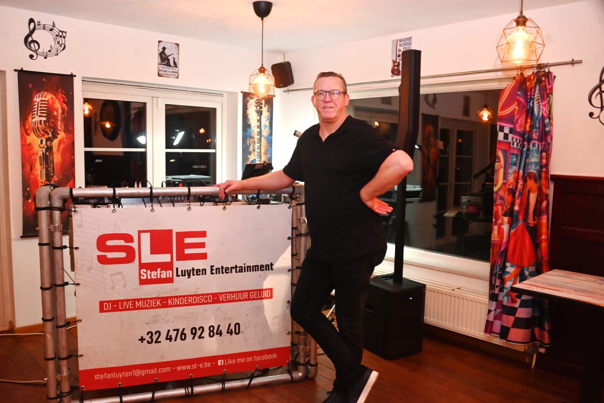 Café 'In de Rapte' geopend