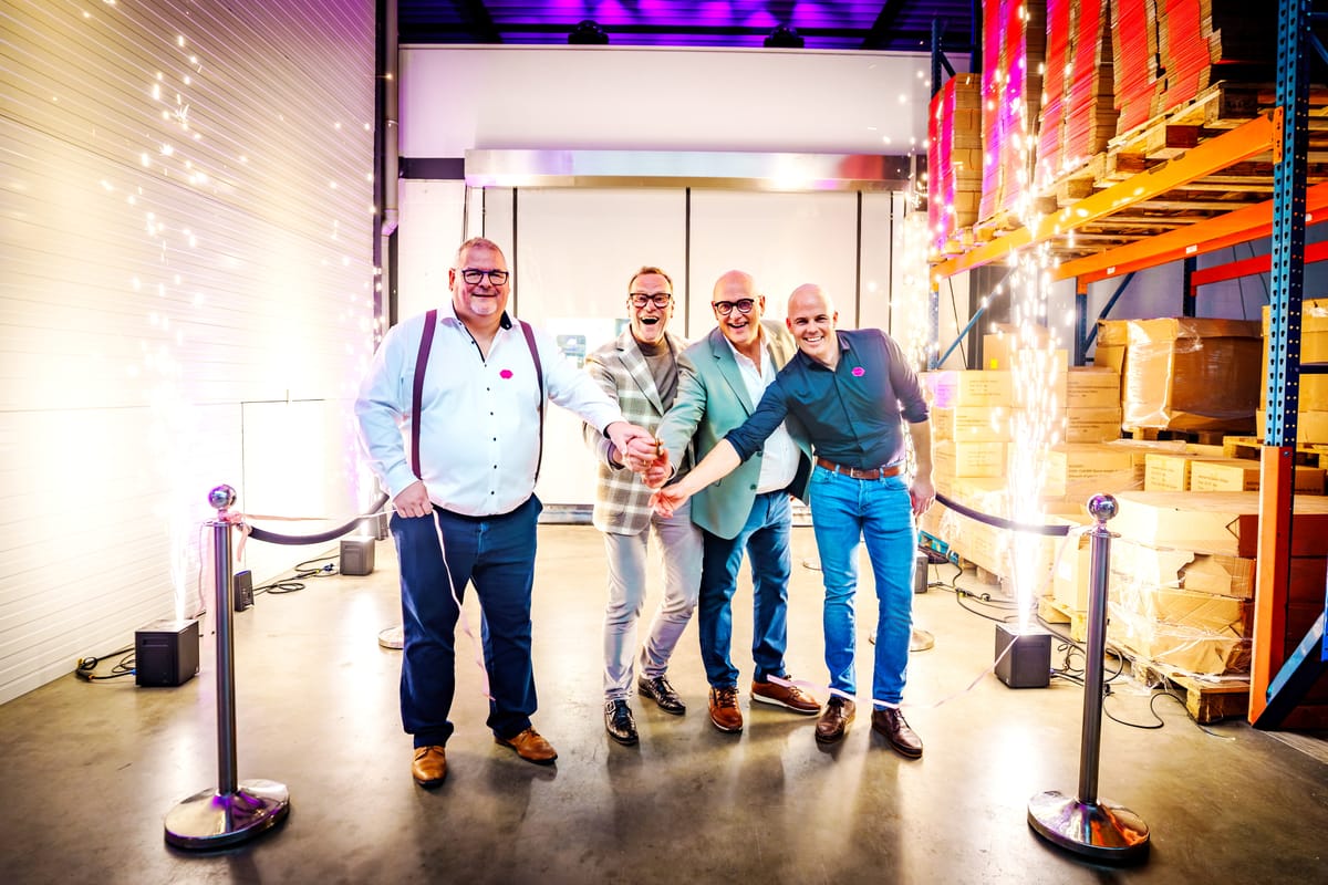 25 miljoen blikken pepermuntjes rollen in Lommel van de band