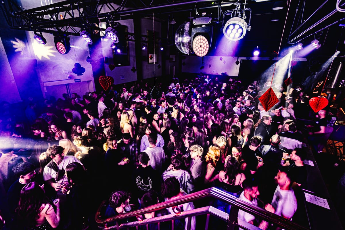 Ook in de Commerce werd stevig gevierd