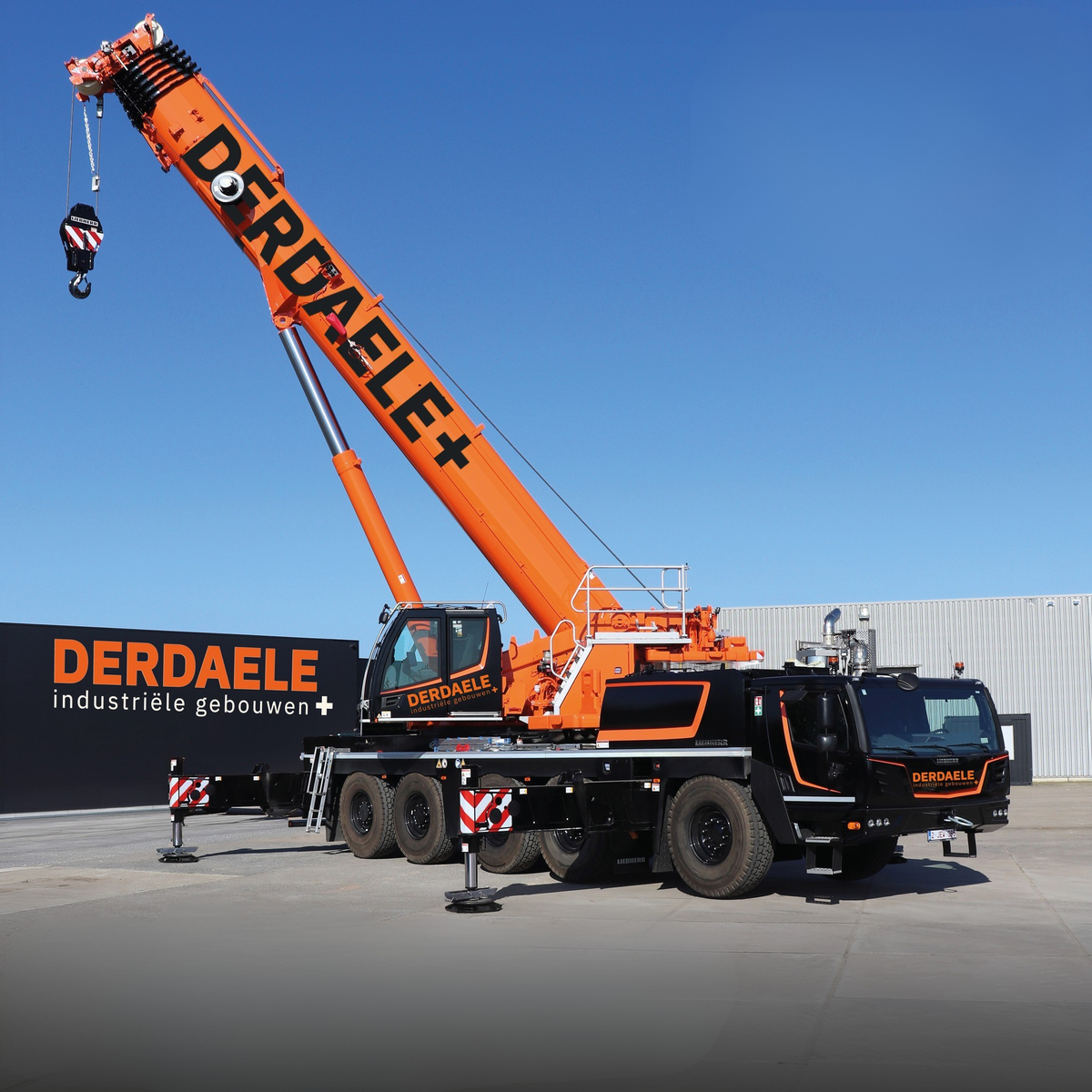 Derdaele+ investeert 1,2 miljoen euro in nieuwe hijskraan