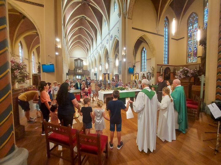 Boekentassen gezegend