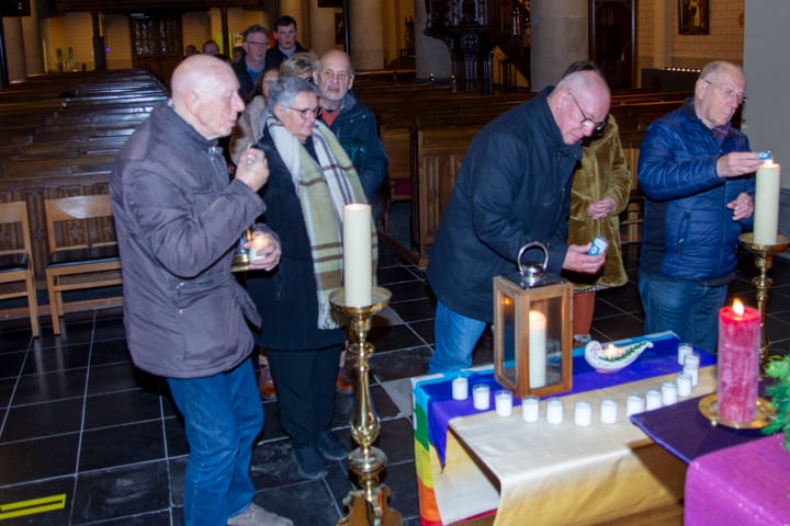 Vredeslicht ook in Lommel aangekomen