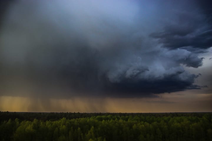 Opgelet: zware regenval mogelijk vanavond