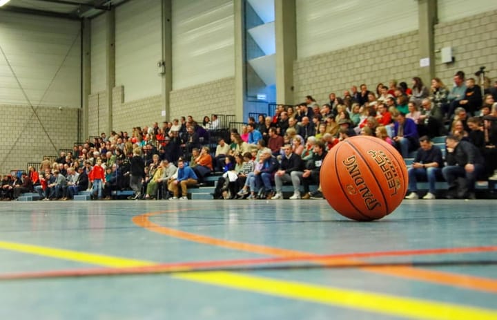 Walk-over voor basket Lommel