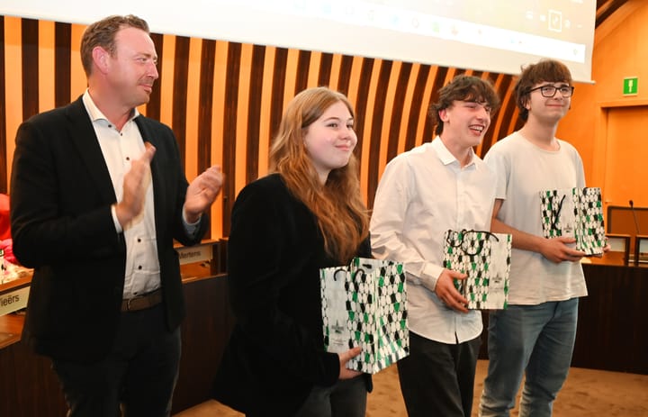 Brent, Josephine en Quinten gehuldigd door stadsbestuur