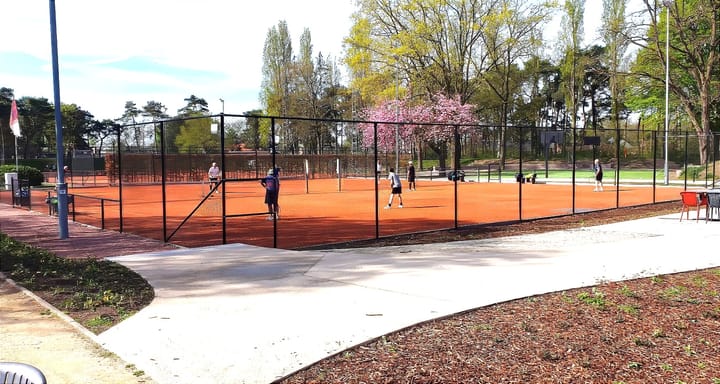 Tennisvelden kregen grondige make-over