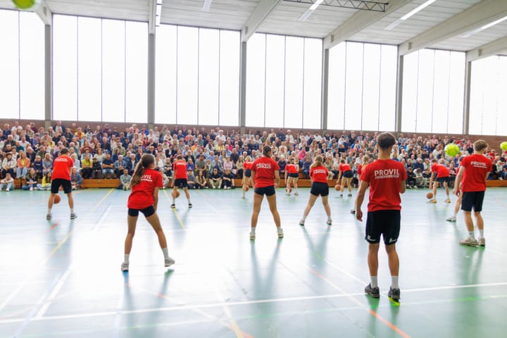 Boeiende opendeur bij PROVIL