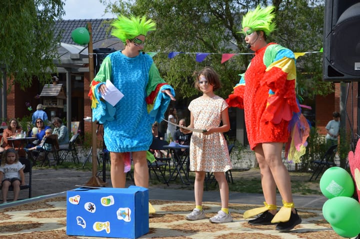 Schoolfeest bij Lommel-West met geluksvogels