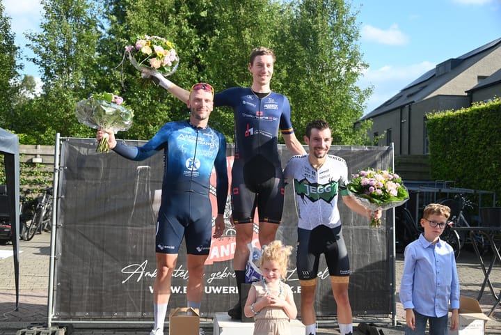 Zesde winst in kermiskoers Barrier voor Rutger Wouters