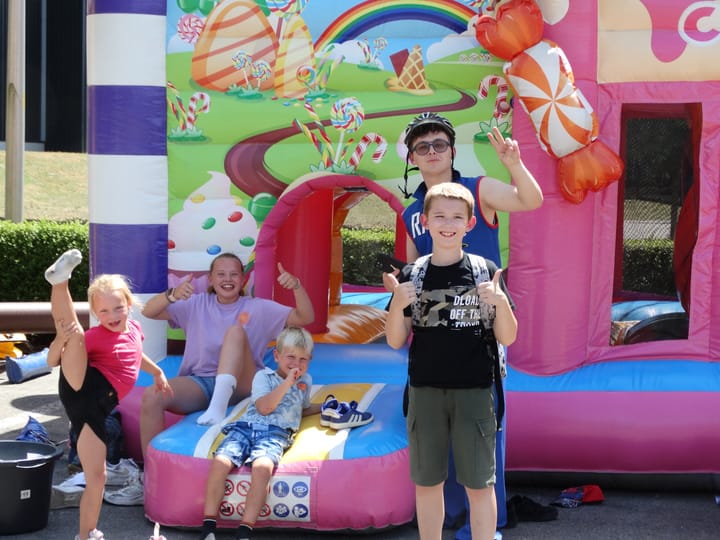 Veel vakantieplezier voor onze Lommelse kids