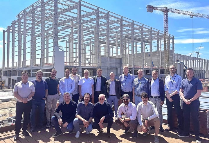 Ciner Glass verwelkomde Europese partners op bouwsite