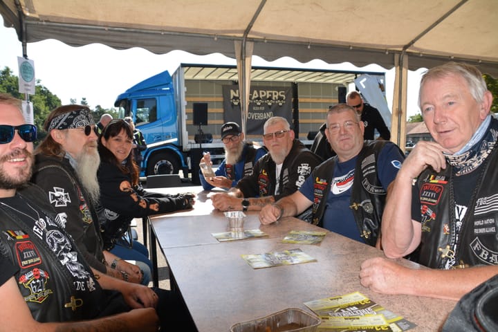 The First Motorcycle Tour op den Horst