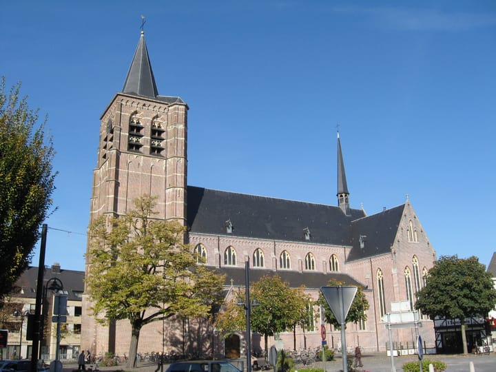 Lommel op weg naar drie parochies