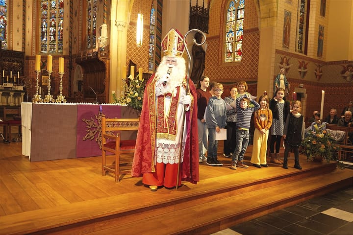 Bijzondere kinderviering... mét de Sint