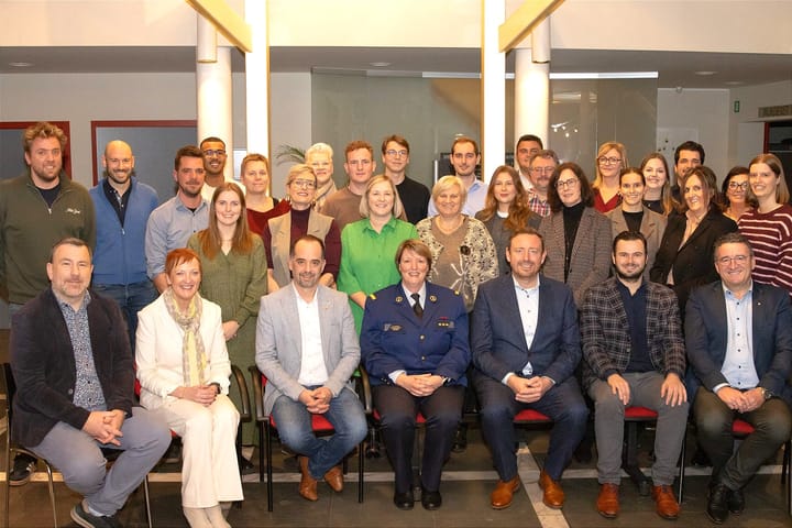 Nieuwe politieraad geïnstalleerd