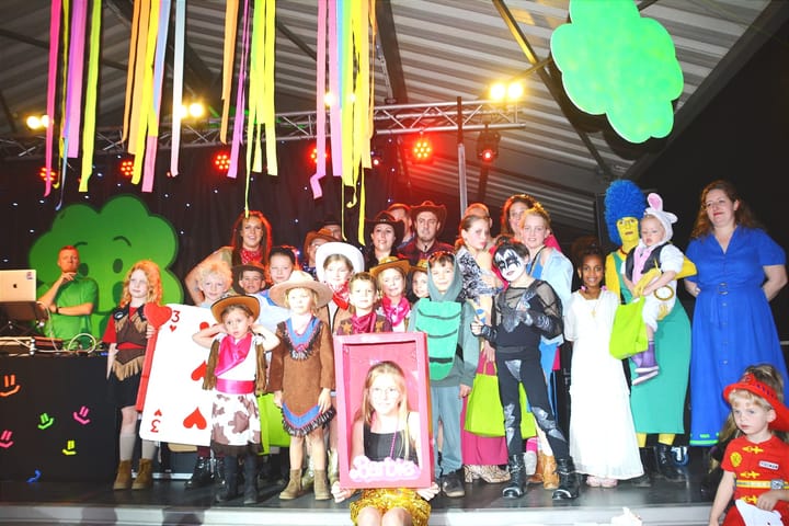 Leerlingen Lommel West gaan uit de bol in De Moffel