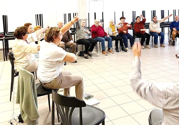 'Zitdans' bij Samana Kattenbos