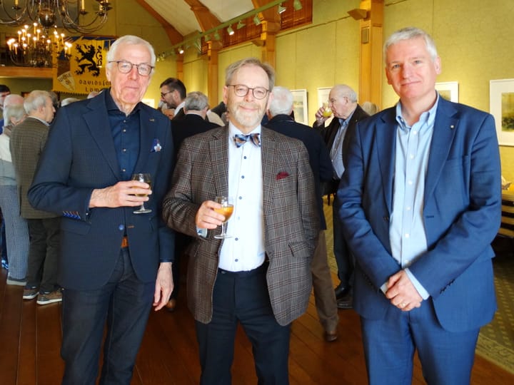 Aperitiefcauserie met Kamervoorzitter zet politieke debat scherp