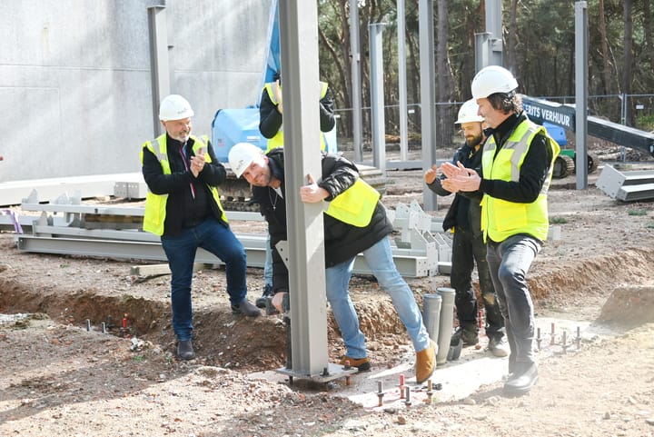 Eerste kolomzetting 'Open Kerk'