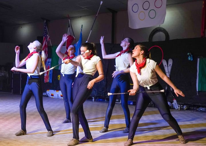 'De Zonnebloempjes' schitteren op hun eigen showavond