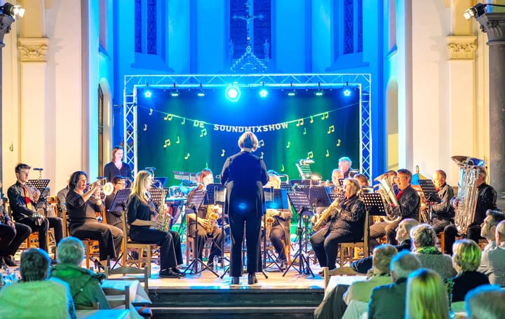 Sint-Eligius nam ons terug in de tijd naar de Soundmix-show