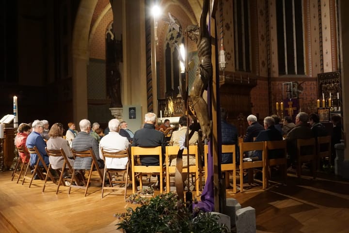 Gebed voor vrede in Sint-Pietersbandenkerk