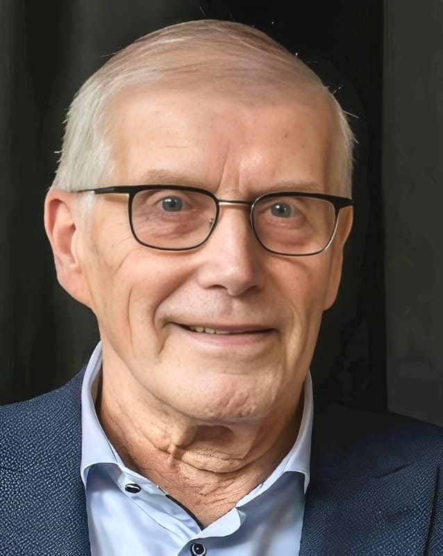 Charel Emmers overleden